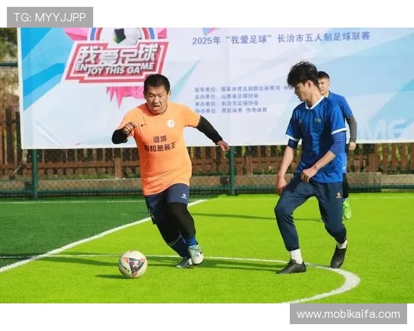 凯发K8足球官网提供最新赛事资讯和专业足球直播服务满足足球爱好者的所有需求